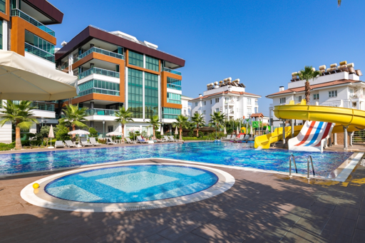 2+1 Apartment in the New Trio MM Star Complex, Oba, Alanya